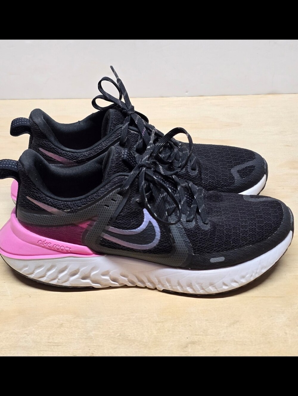 Nike Legend React 2 Shoes Womens